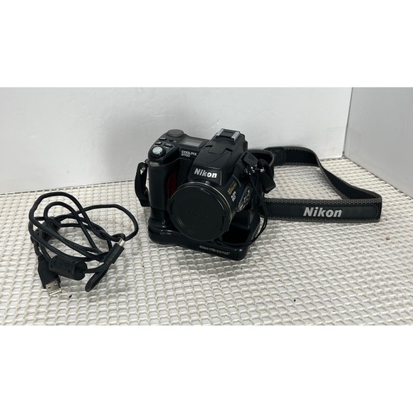 Nikon Coolpix 8700 8.0 MP Digital Camera w/ MB-E5700 tested & working no charger - Picture 1 of 11